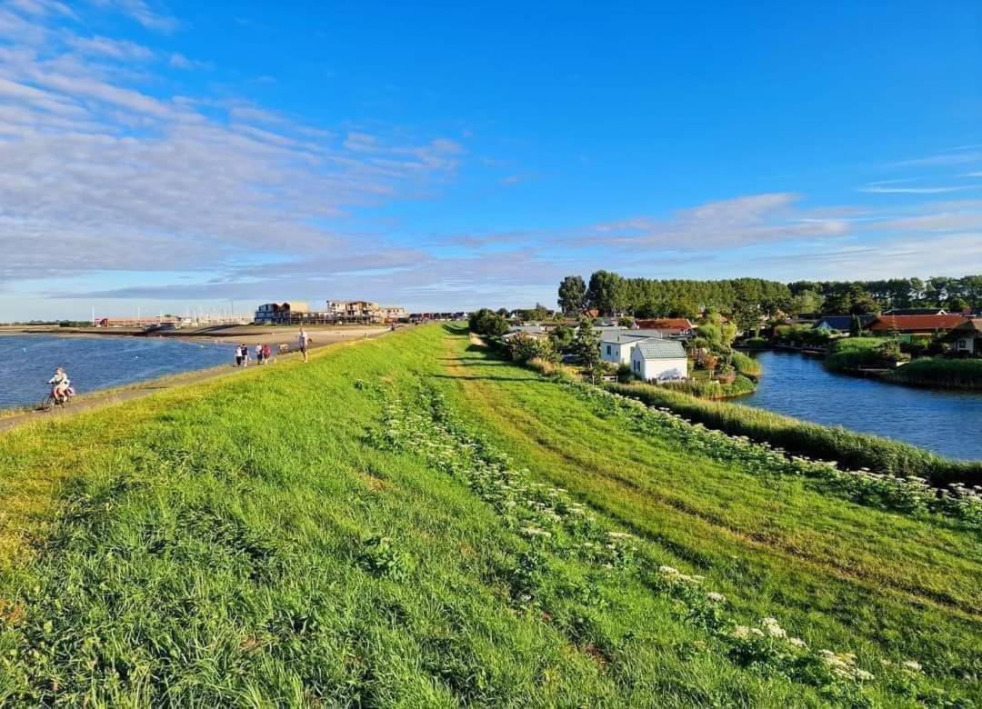 De Corner Van Zeeland Met Jacuzzi Sint-Annaland Eksteriør bilde